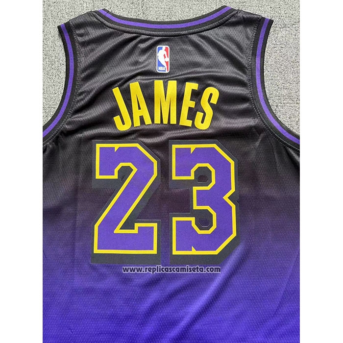 Camiseta Los Angeles Lakers LeBron James #23 Ciudad 2024-25 Violeta